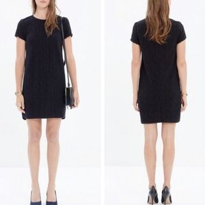 Madewell et Sezane Black Lace Shift Dress